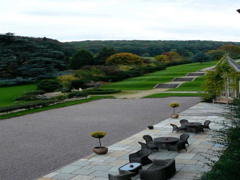Dumbleton Hall Hotel Exteriör bild