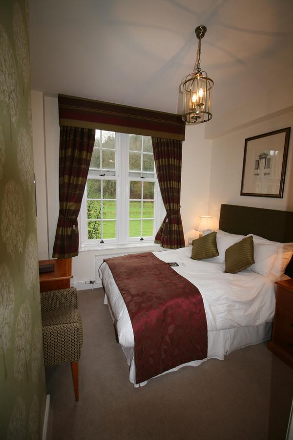 Dumbleton Hall Hotel Exteriör bild